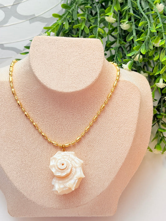 Collar caracol