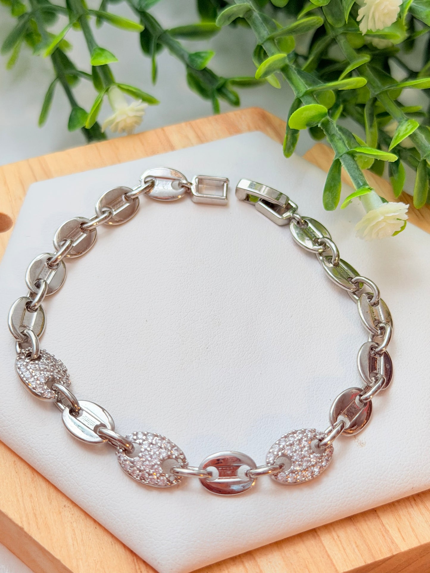 Pulsera Gucci plata