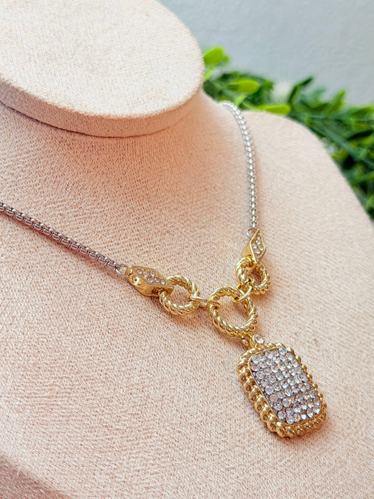 Collar dos tonos y zirconia
