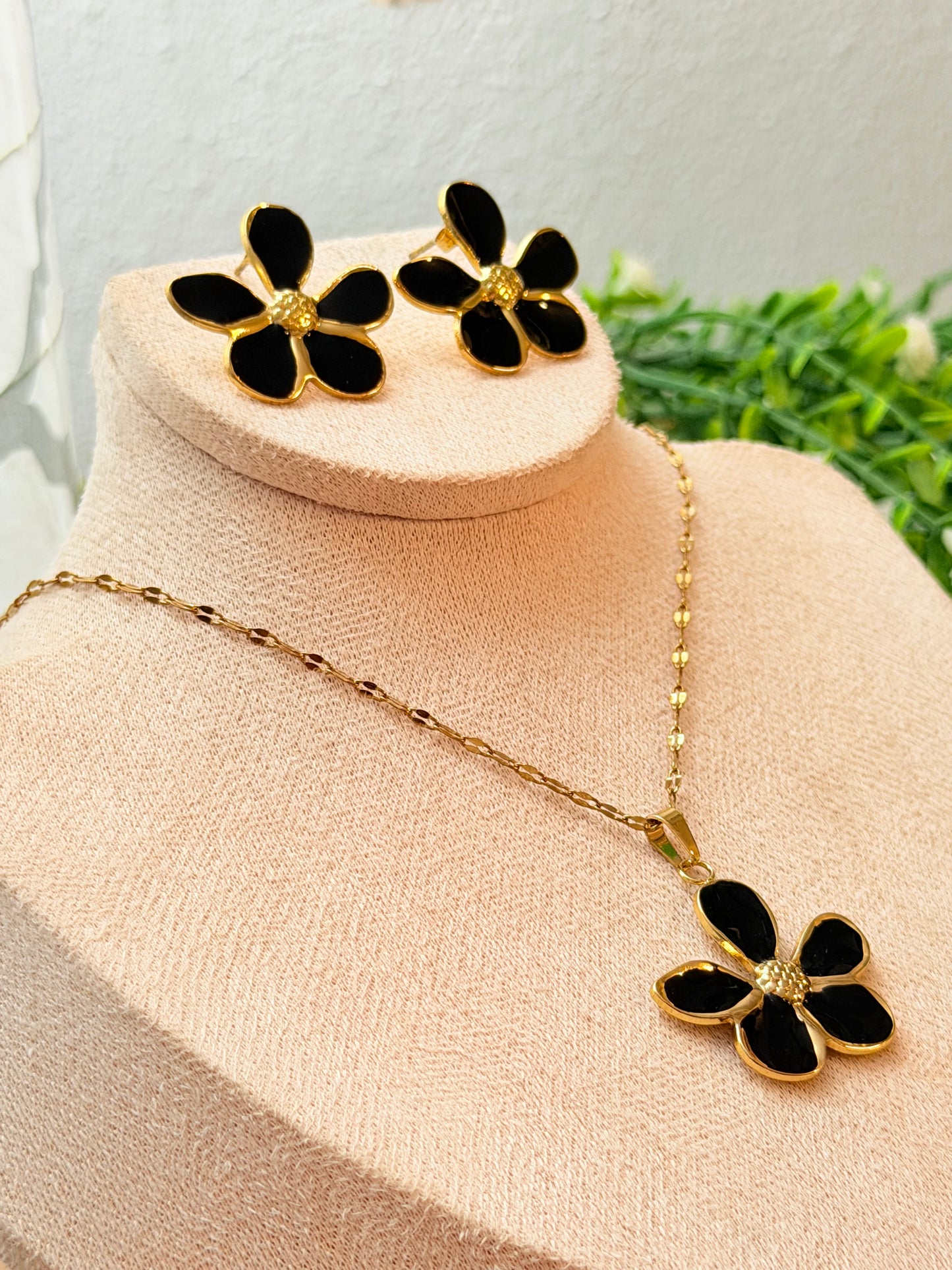 Set de flor negra