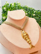 Collar dorado con pez