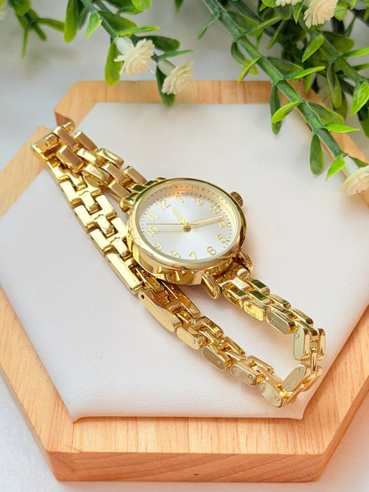 Reloj dorado