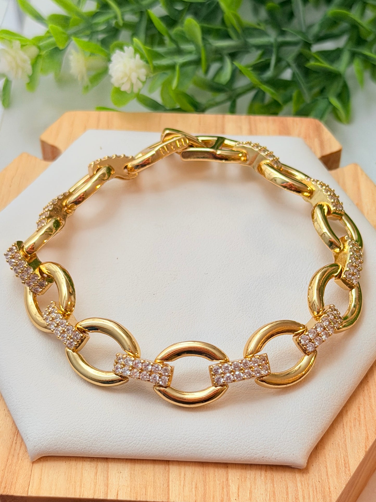 Pulsera circular zirconia