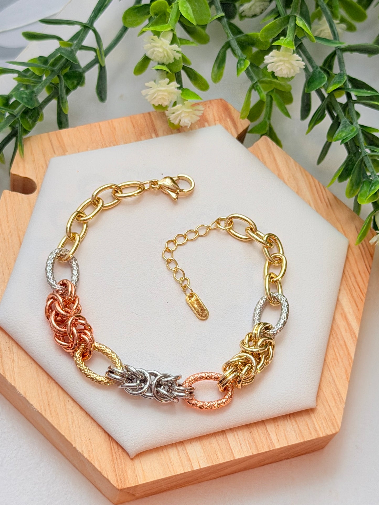 Pulsera de tres eslabones