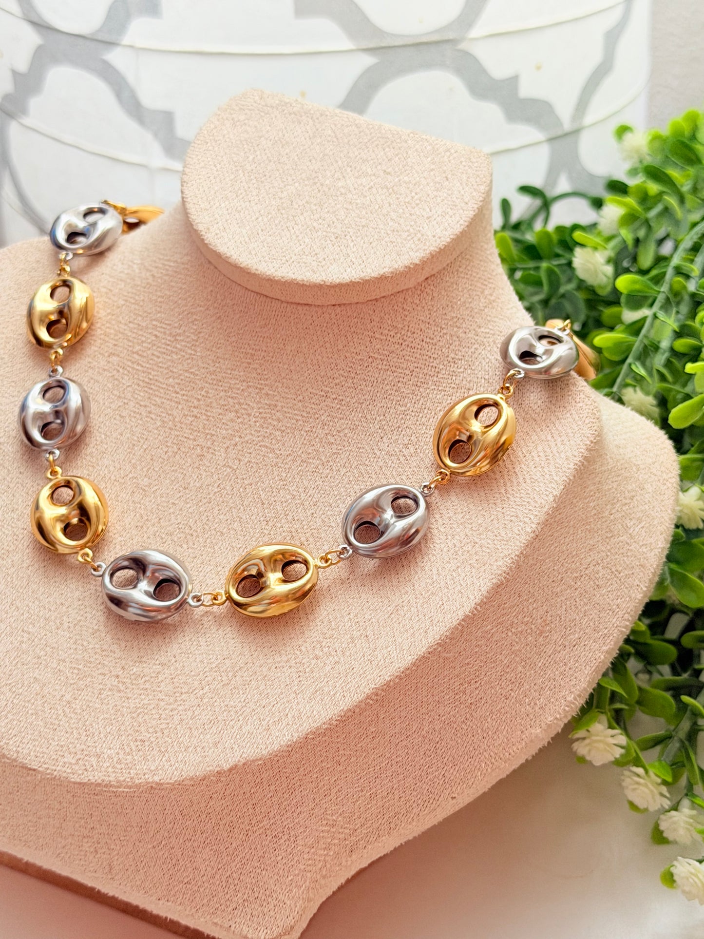 Collar Gucci dos tonos
