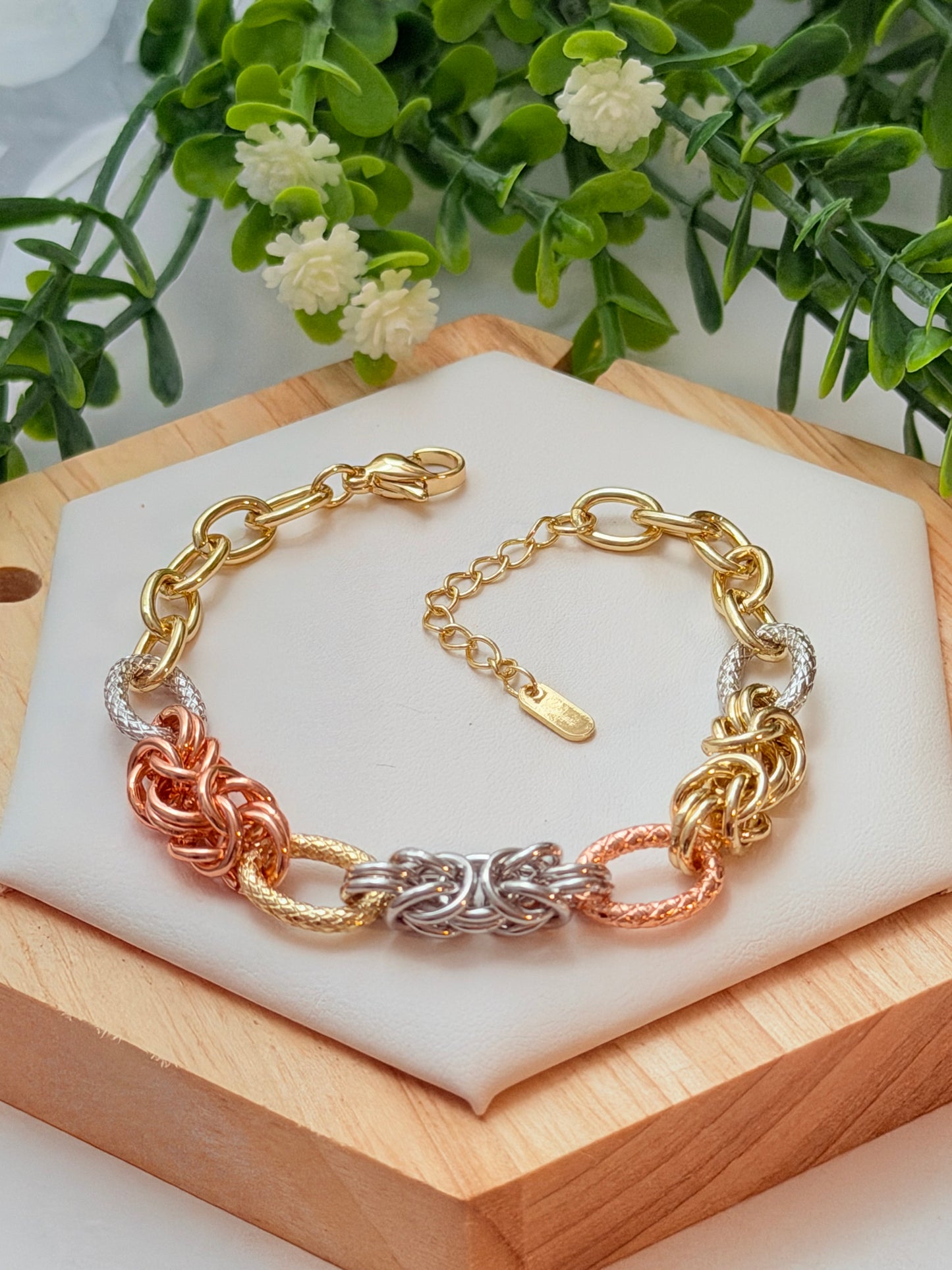 Pulsera de tres eslabones