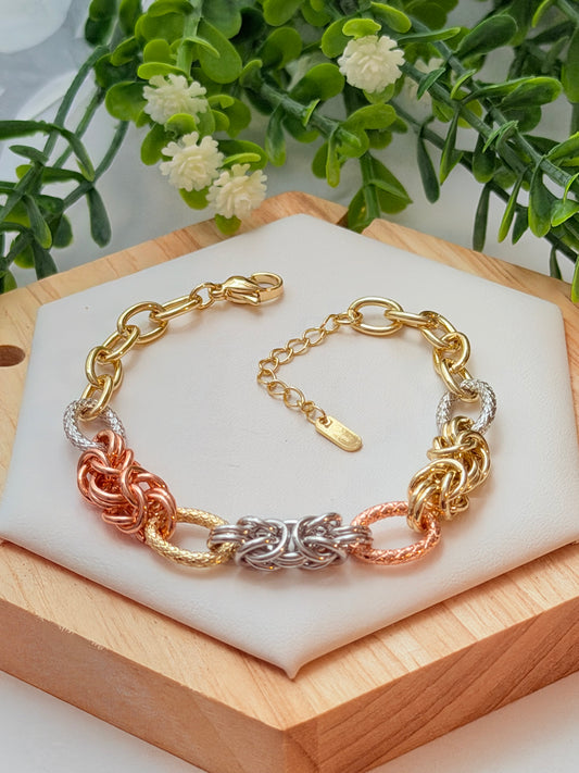 Pulsera de tres eslabones