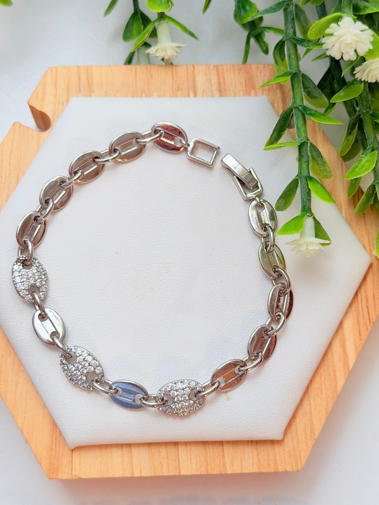 Pulsera Gucci plata